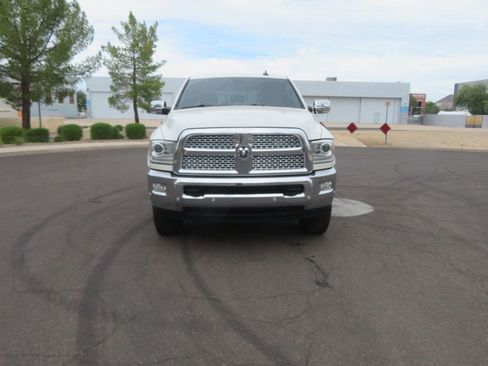 Used 2017 RAM 2500 Laramie w/ Convenience Group AWD/4WD image 11