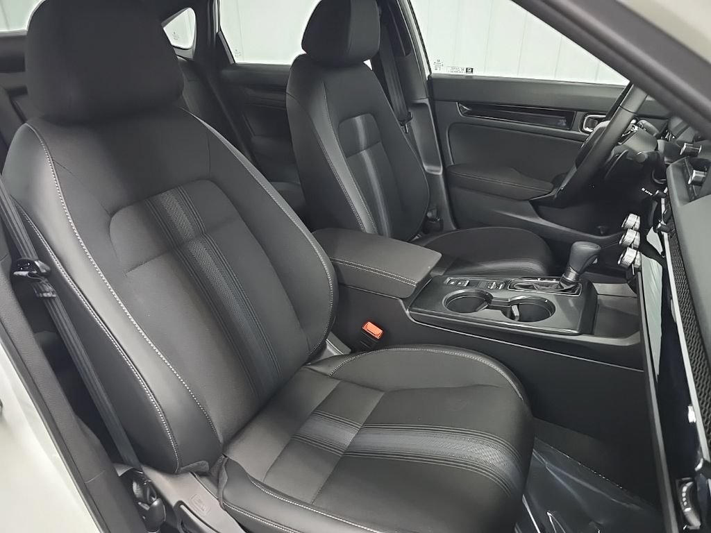 Used 2025 Honda Civic Sport image 15