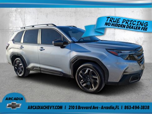 Used 2025 Subaru Forester Limited AWD/4WD image 1