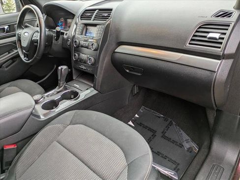 Used 2019 Ford Explorer XLT w/ Class III Trailer Tow Package AWD/4WD image 20