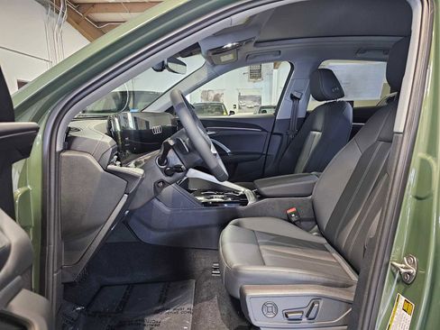 New 2025 Audi Q5 Premium Plus image 23