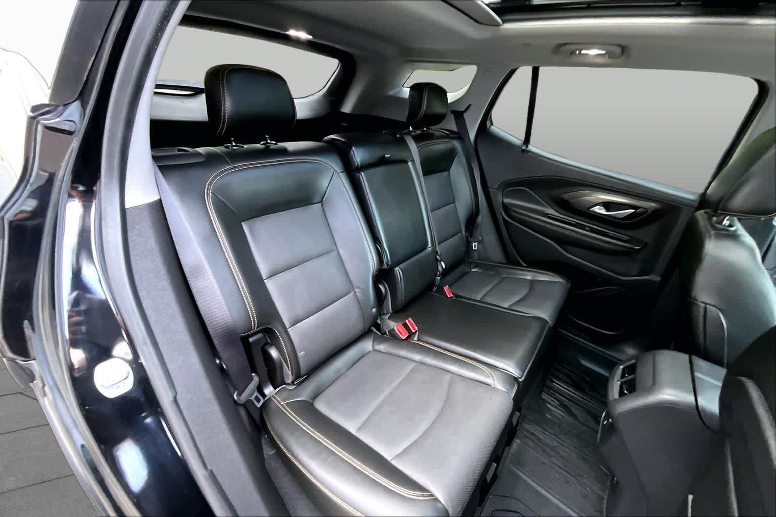 Used 2019 GMC Terrain SLT w/ Preferred Package AWD/4WD image 19
