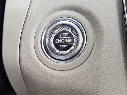 Certified 2022 Mercedes-Benz GLC 300 image 21