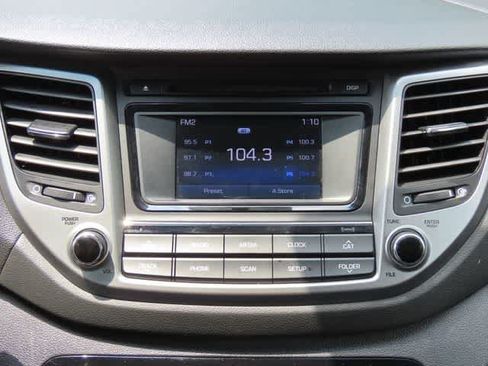 Used 2016 Hyundai Tucson SE w/ Option Group 02 AWD/4WD image 19