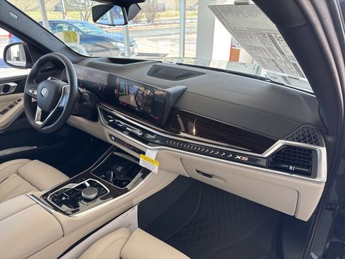 New 2026 BMW X5 xDrive40i w/ Climate Comfort Package image 57