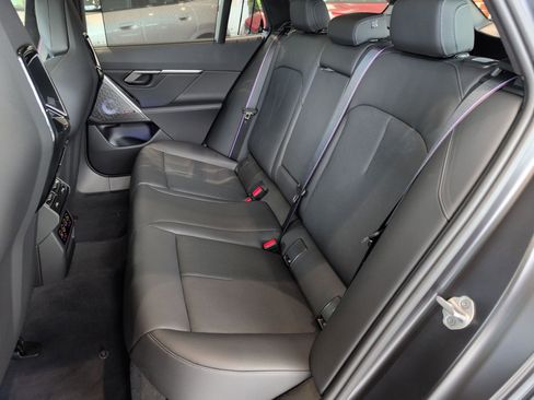 Used 2025 BMW M5 Touring w/ Executive Package image 31