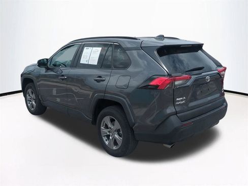Used 2024 Toyota RAV4 XLE AWD/4WD image 7