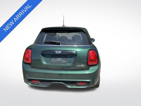 Used 2017 MINI Cooper S FWD image 4