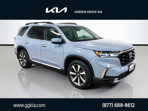 Used 2023 Honda Pilot Elite image 1