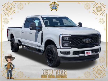 New 2026 Ford F350 Lariat w/ Black Appearance Package