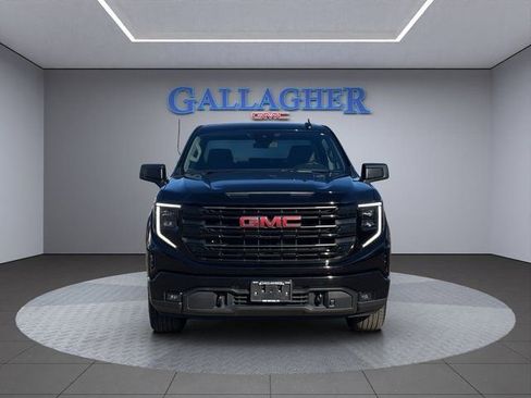 Used 2023 GMC Sierra 1500 Elevation image 12