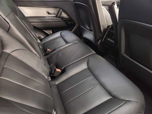 Used 2024 Land Rover Range Rover Sport SE AWD/4WD image 31