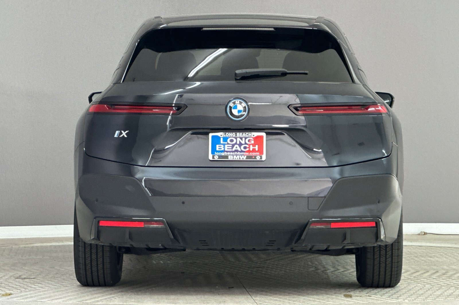 Certified 2024 BMW iX xDrive50 AWD/4WD image 9