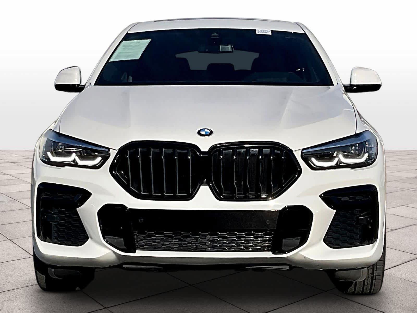 Used 2022 BMW X6 xDrive40i w/ M Sport Package AWD/4WD image 2