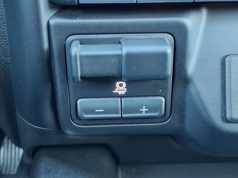 Used 2021 Chevrolet Silverado 1500 High Country w/ Technology Package image 26