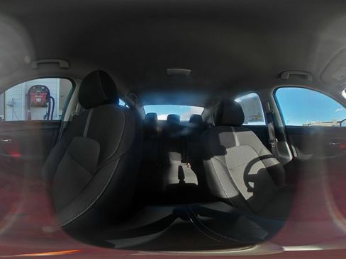 Used 2025 Nissan Sentra SV FWD image 40