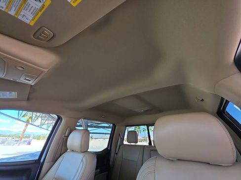 Used 2019 Ford F150 Lariat image 19