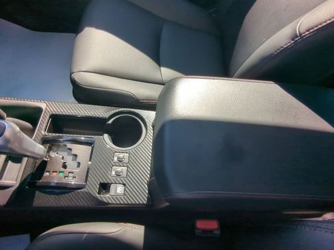 Used 2021 Toyota 4Runner TRD Off-Road Premium w/ Moonroof Package AWD/4WD image 22