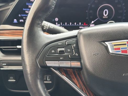 Used 2023 Cadillac Escalade Premium Luxury RWD image 19