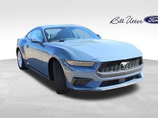 New 2026 Ford Mustang Coupe video 2