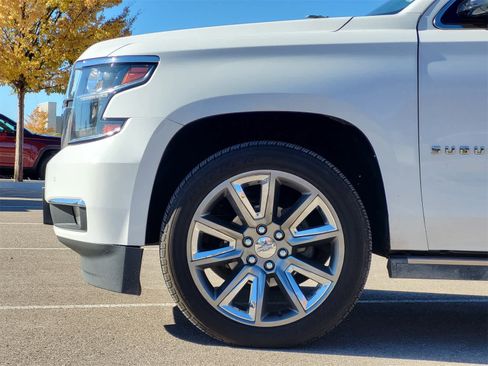 Used 2018 Chevrolet Suburban Premier image 9