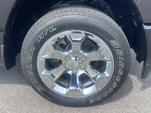 Used 2020 RAM 1500 Big Horn AWD/4WD image 9