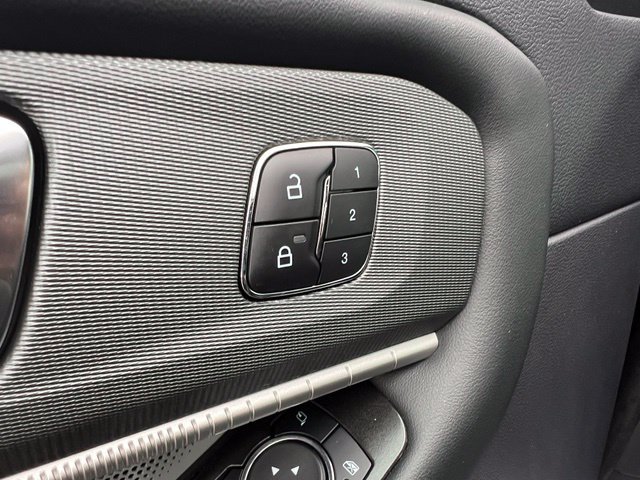 Certified 2025 Ford Explorer ST AWD/4WD image 8