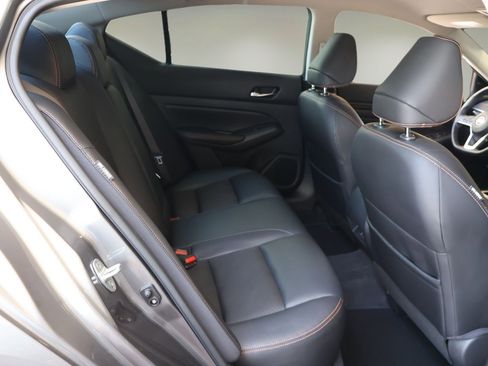 Used 2020 Nissan Altima 2.5 SR FWD image 16