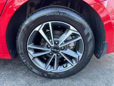 Used 2023 Kia Forte LXS w/ LXS Technology Package FWD image 29