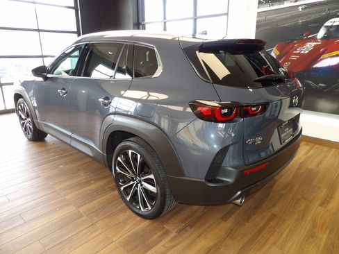 Used 2025 MAZDA CX-50 AWD 2.5 S w/ Cargo Package image 8