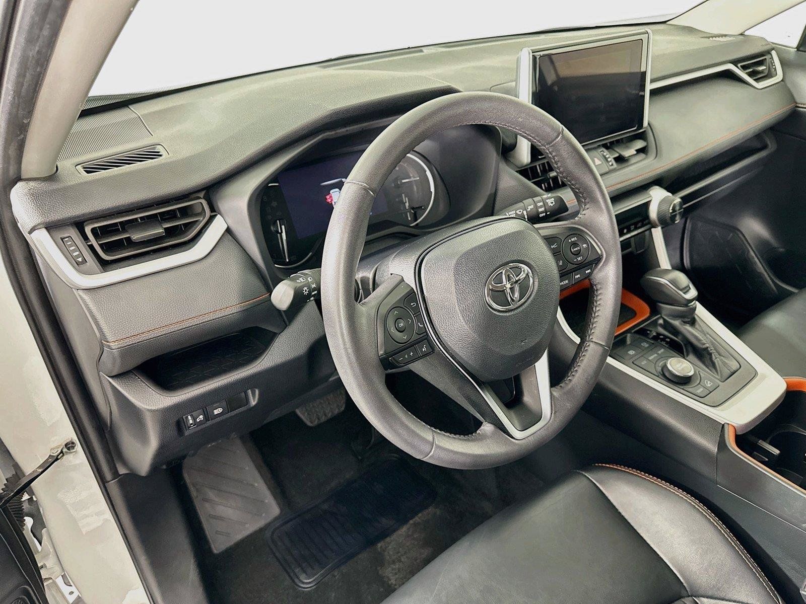 Used 2024 Toyota RAV4 Adventure AWD/4WD image 22