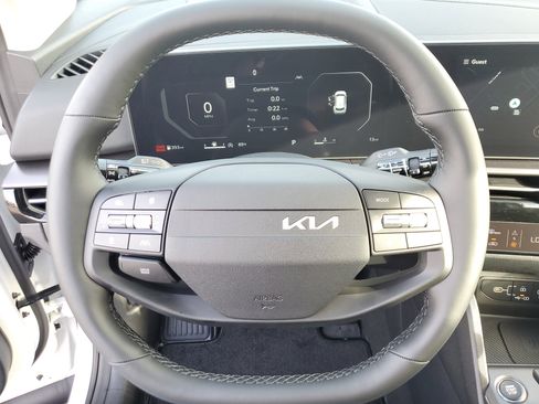 New 2026 Kia Sportage SX image 25