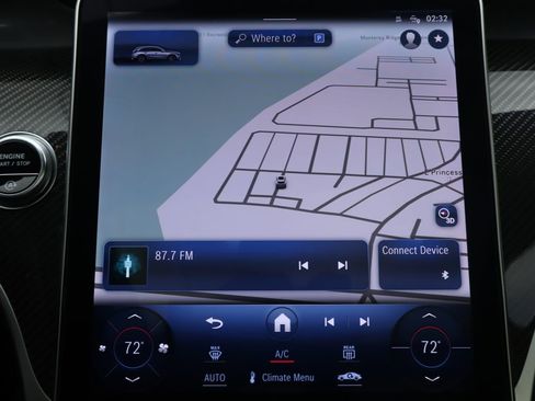 Used 2024 Mercedes-Benz GLC 43 AMG GLC 43 AMG image 15