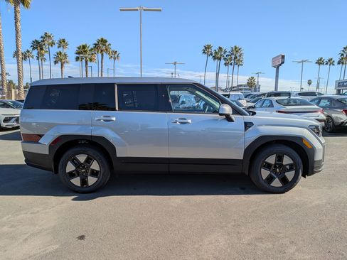 New 2026 Hyundai Santa Fe SE image 5