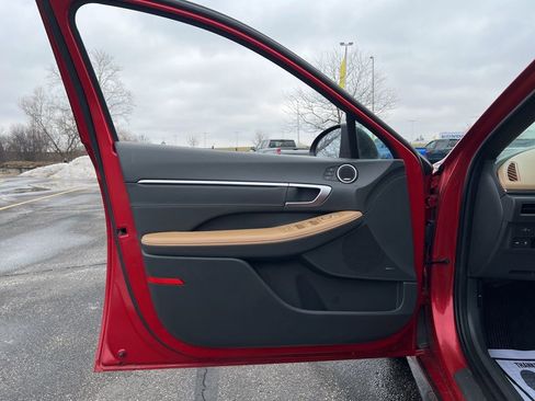 Used 2021 Hyundai Sonata Limited w/ Cargo Package image 8