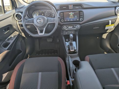 New 2025 Nissan Versa SR w/ Trunk Package FWD image 15
