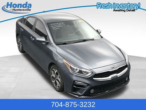 Used 2021 Kia Forte LXS FWD image 10