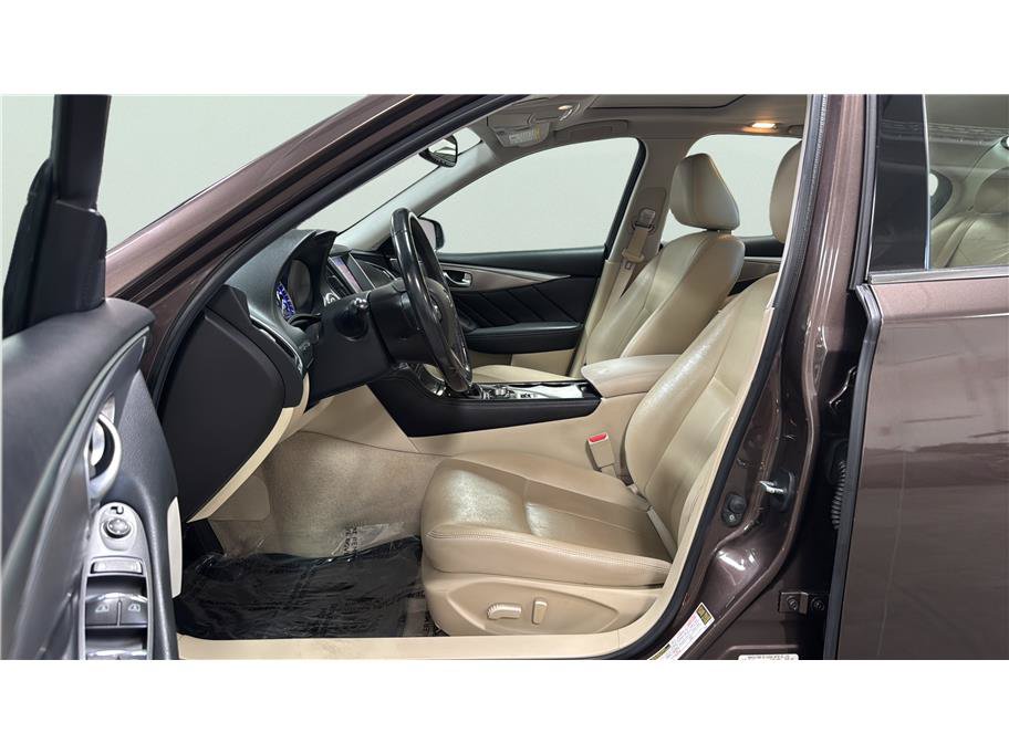 Used 2015 INFINITI Q50 Premium w/ Navigation Package RWD image 16
