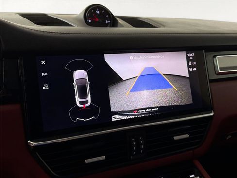 Certified 2023 Porsche Cayenne Platinum Edition AWD/4WD image 22