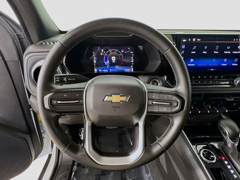 Used 2023 Chevrolet Colorado LT w/ LT Convenience Package II image 11