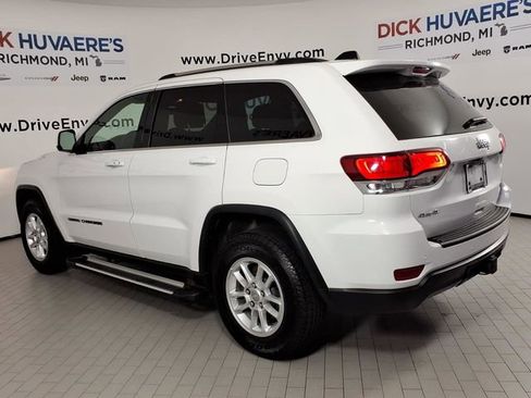Used 2020 Jeep Grand Cherokee Laredo AWD/4WD image 6