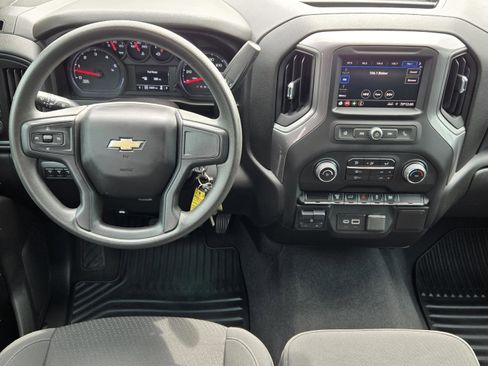 Used 2023 Chevrolet Silverado 2500 Custom w/ Custom Value Package image 24