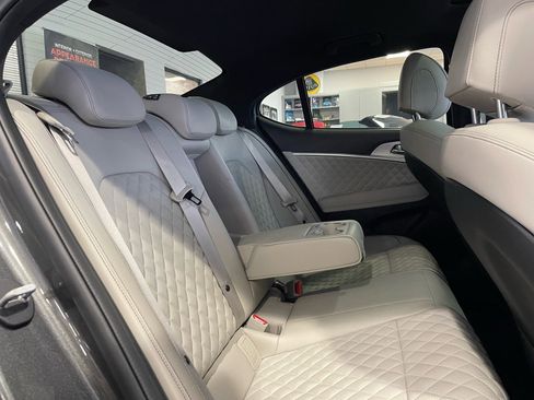 Used 2022 Genesis G70 3.3T w/ Sport Prestige Package AWD/4WD image 45