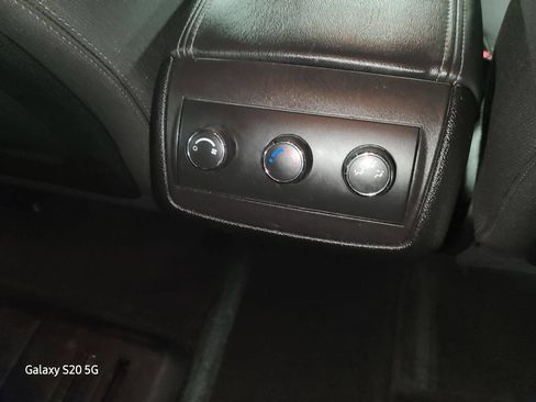 Used 2017 Chevrolet Traverse LT w/ Style and Technology Package image 18