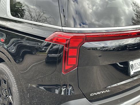 New 2026 Kia Carnival image 31