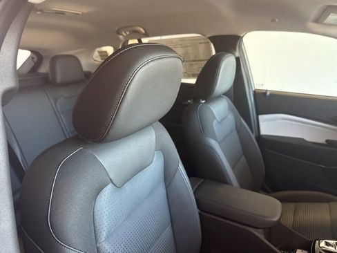 New 2026 Chevrolet Trax LT w/ Driver Confidence Package image 22