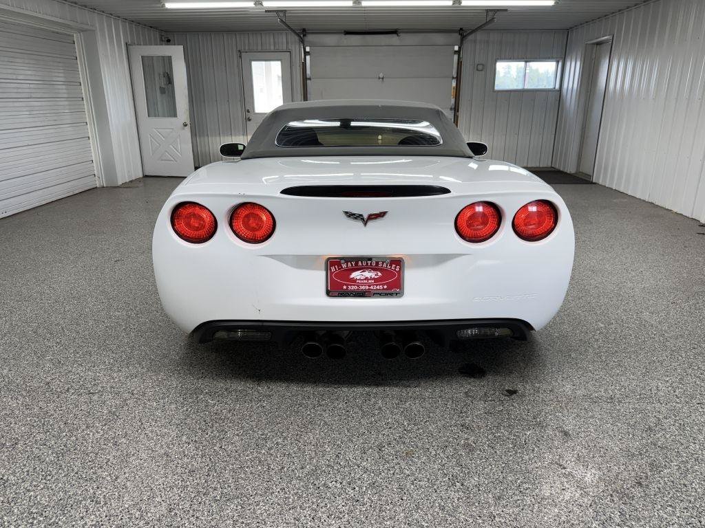 Used 2011 Chevrolet Corvette Grand Sport w/ Preferred Equipment Group RWD image 10