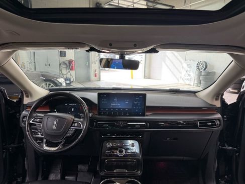 Used 2023 Lincoln Nautilus AWD w/ Premium Package image 26