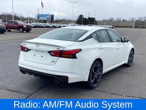 Used 2023 Nissan Altima 2.5 SR image 4