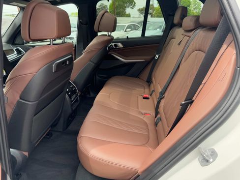 Used 2024 BMW X5 xDrive50e w/ M Sport Package image 12